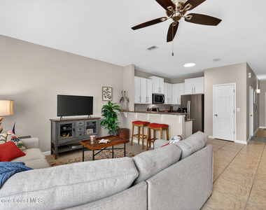 2515 Revolution Street - Photo Thumbnail 8