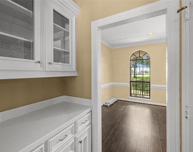 20240 Cypress Rosehill Road - Photo Thumbnail 14