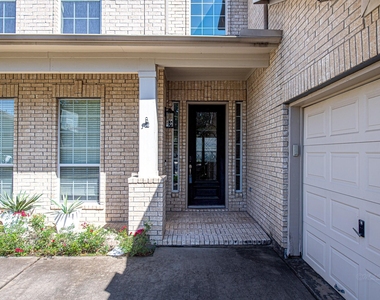 7527 Trail Hollow - Photo Thumbnail 34