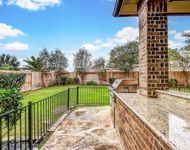 4710 Deermeadow Falls Lane - Photo Thumbnail 16