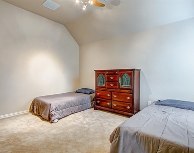 4710 Deermeadow Falls Lane - Photo Thumbnail 8