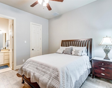 4710 Deermeadow Falls Lane - Photo Thumbnail 36