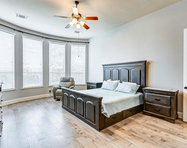 4710 Deermeadow Falls Lane - Photo Thumbnail 35