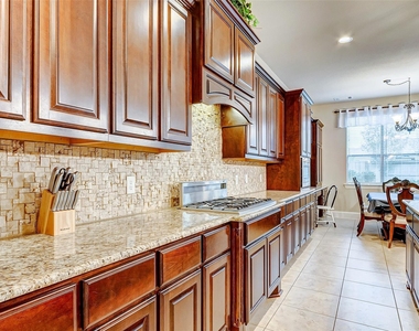 4710 Deermeadow Falls Lane - Photo Thumbnail 27