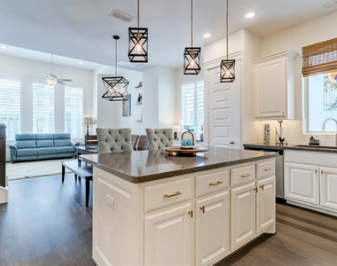 3523 Napavine Lane - Photo Thumbnail 8