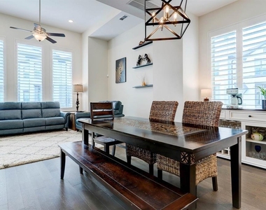 3523 Napavine Lane - Photo Thumbnail 16