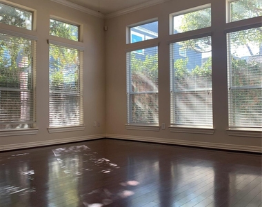 3422 Home Street - Photo Thumbnail 6