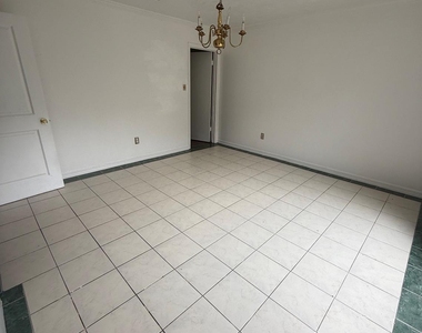 10907 Montverde Lane - Photo Thumbnail 5