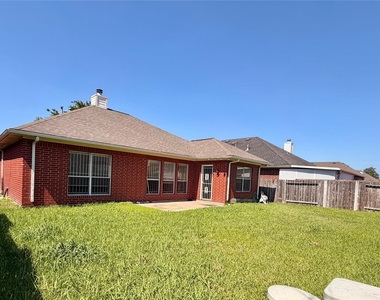 13423 Agarita Lane - Photo Thumbnail 20
