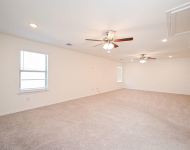5706 Embracement Lane - Photo Thumbnail 19
