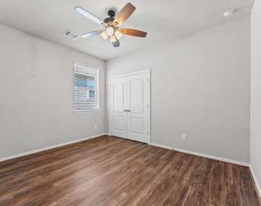 40219 S Hill Pass - Photo Thumbnail 13
