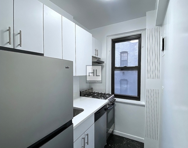 East 38th Street - Photo Thumbnail 1