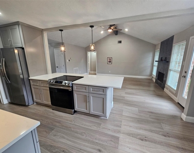 22530 John Rolfe Lane - Photo Thumbnail 7