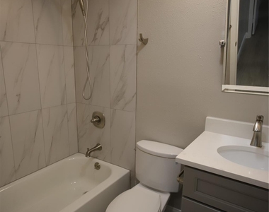 22530 John Rolfe Lane - Photo Thumbnail 13