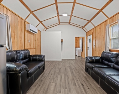12039 Anderson Road - Photo Thumbnail 3