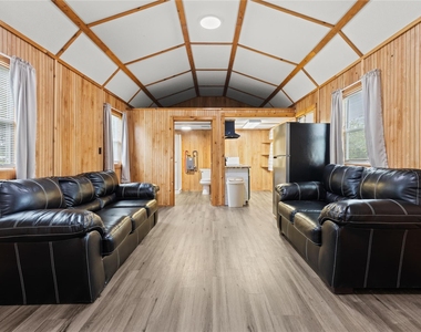12039 Anderson Road - Photo Thumbnail 7
