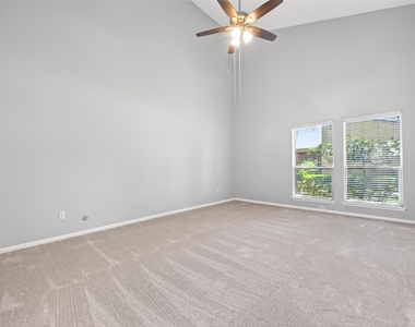 5218 Palmetto Street - Photo Thumbnail 39