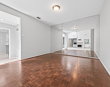 5218 Palmetto Street - Photo Thumbnail 15