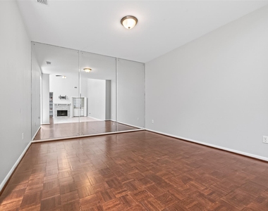 5218 Palmetto Street - Photo Thumbnail 14