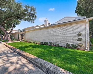 5218 Palmetto Street - Photo Thumbnail 4
