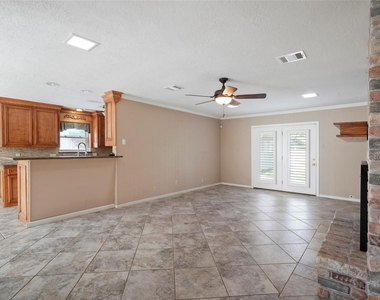 28914 Pine Hill Drive - Photo Thumbnail 17
