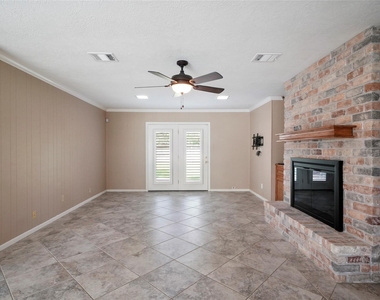 28914 Pine Hill Drive - Photo Thumbnail 18