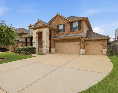 22943 Dale River Road - Photo Thumbnail 1