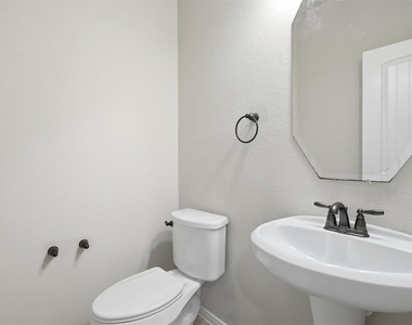 22943 Dale River Road - Photo Thumbnail 4