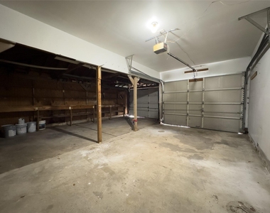119 Marshall Street - Photo Thumbnail 23