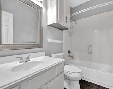 12565 Melville Drive - Photo Thumbnail 12