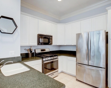 5312 Blossom St - Photo Thumbnail 7