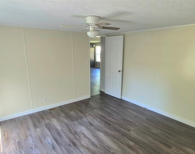 24321 Cherry Hill Drive - Photo Thumbnail 22