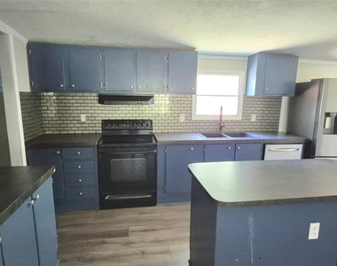 24321 Cherry Hill Drive - Photo Thumbnail 7
