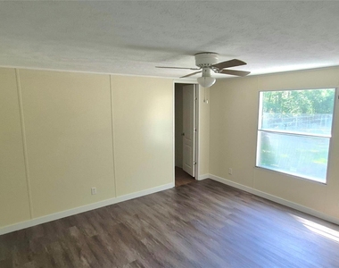 24321 Cherry Hill Drive - Photo Thumbnail 19