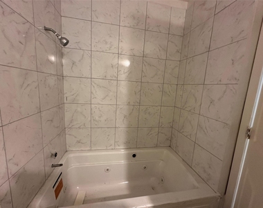 14846 Waterside Dr - Photo Thumbnail 7