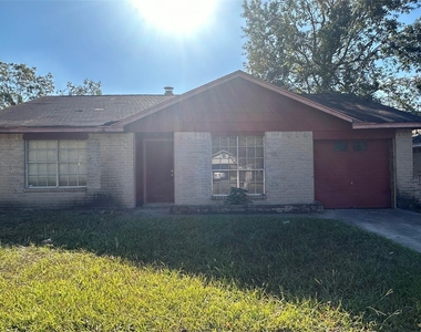 14846 Waterside Dr - Photo Thumbnail 1
