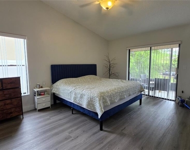 8504 Yearling Lane - Photo Thumbnail 7