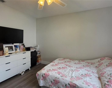 8504 Yearling Lane - Photo Thumbnail 17