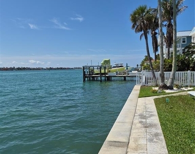 1505 Pass A Grille Way - Photo Thumbnail 4