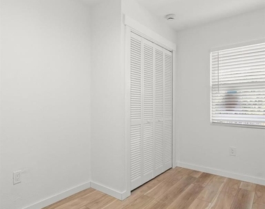 3107 16th Street N - Photo Thumbnail 17