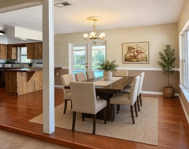 2523 Krueger Ln - Photo Thumbnail 18