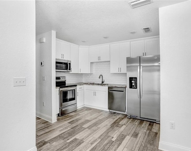 349 Honey Bee Lane - Photo Thumbnail 7