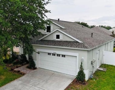 24900 Oakhaven Court - Photo Thumbnail 2