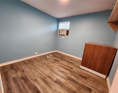 24815 Audrey Road - Photo Thumbnail 13