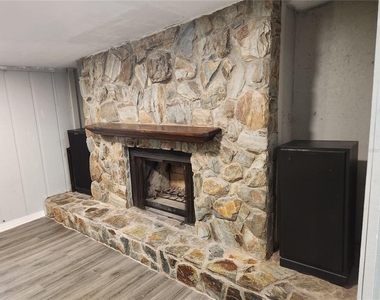24815 Audrey Road - Photo Thumbnail 23