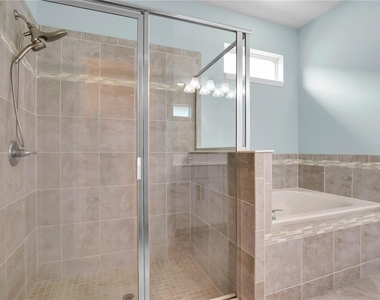 5018 Inshore Landing Drive - Photo Thumbnail 23