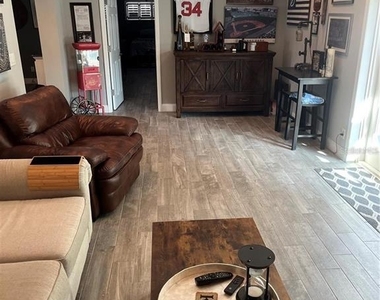 3314 Nakora Drive - Photo Thumbnail 7