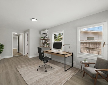 2952 Webley Drive - Photo Thumbnail 15