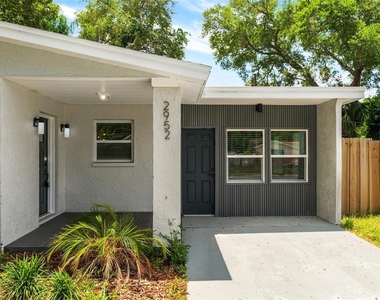 2952 Webley Drive - Photo Thumbnail 4