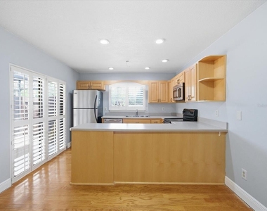 15338 E Pond Woods Drive - Photo Thumbnail 12